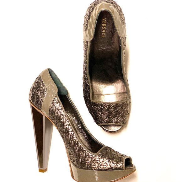 Authentic ⭐Versace Peep Toe Pumps - Picture 1 of 8